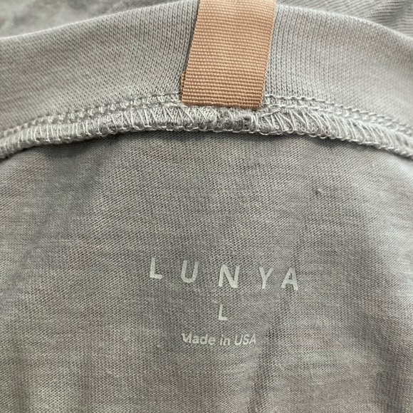 LUNYA Tank Shirt Womens Small Gray Restore Muscle Tee Ambient Grey Heather NWOT - Picture 6 of 6